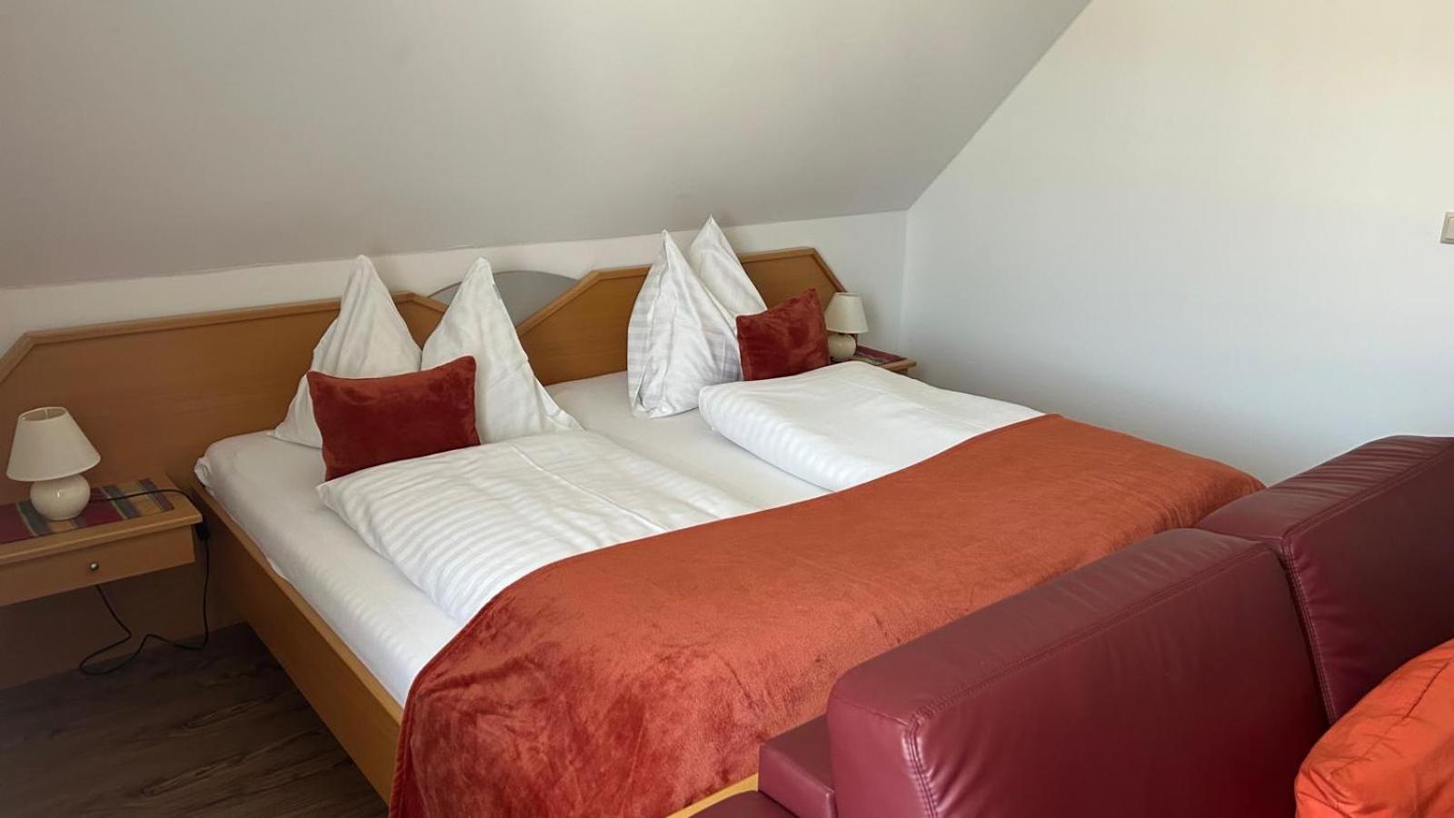 Gaestehaus Freitag Das Kleine Hotel Sankt Georgen im Lavanttal Ngoại thất bức ảnh