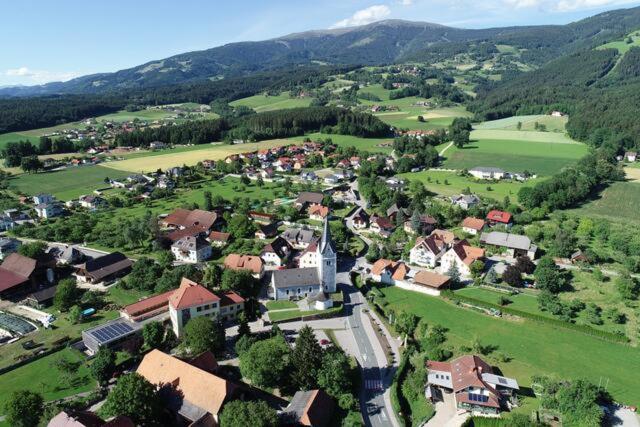 Gaestehaus Freitag Das Kleine Hotel Sankt Georgen im Lavanttal Ngoại thất bức ảnh